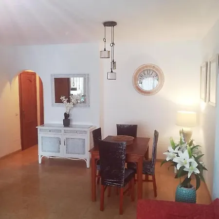 Ground Floor Spacious Central Apartment On The Carebeo Apartment Nerja