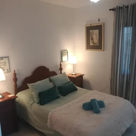 Apartment Ground Floor Spacious Central Apartment On The Carebeo *